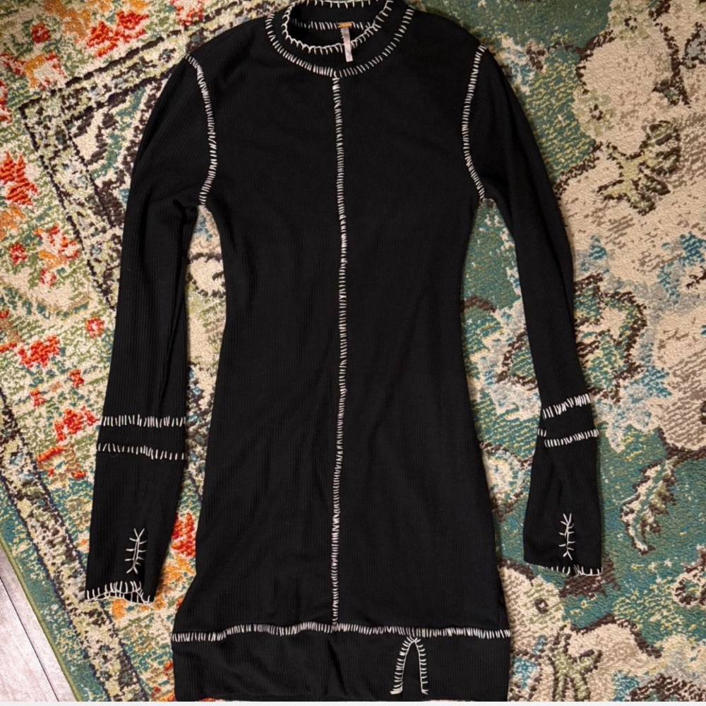 🎃☮️ Free People ☮️🎃
Nightmare before Christmas
